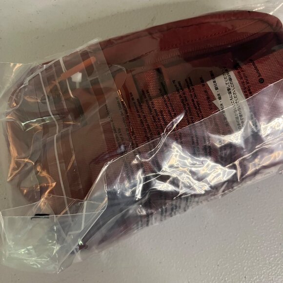 Lululemon Athletic Everywhere Belt Bag 1L Terra Orange NWT One Size - Picture 4 of 5